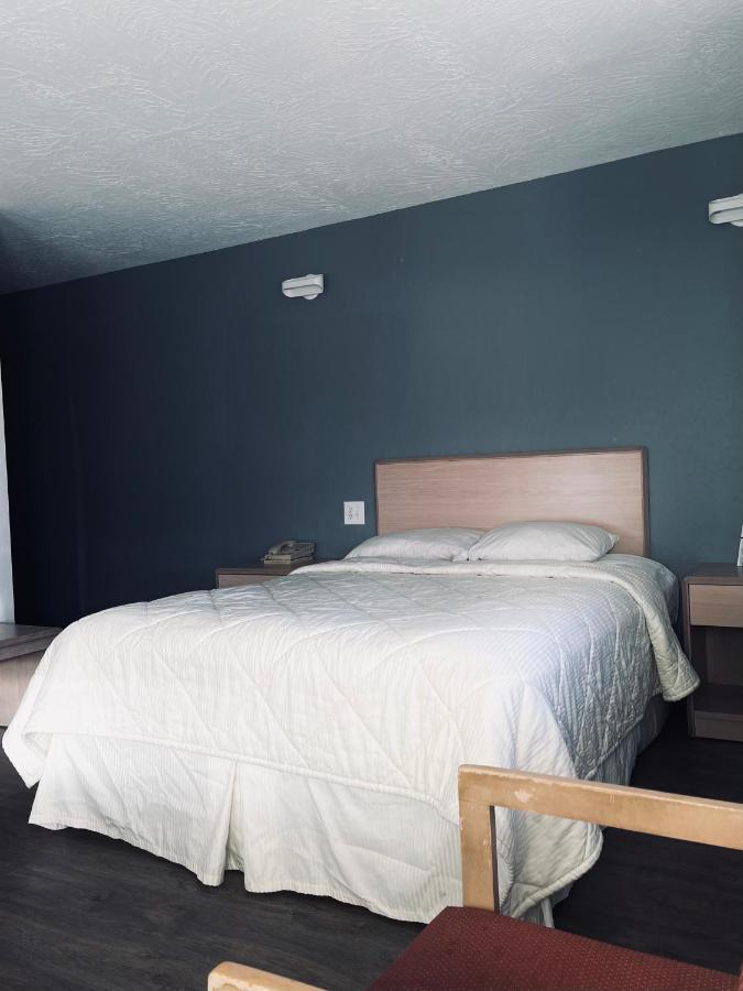 Century 21 Motel Las Cruces Bagian luar foto